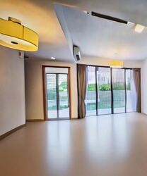 Centro Residences (D20), Condominium #558593191